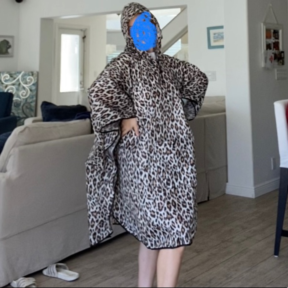 Chico’s Poncho Rain Coat Cheetah Leopard Print OS